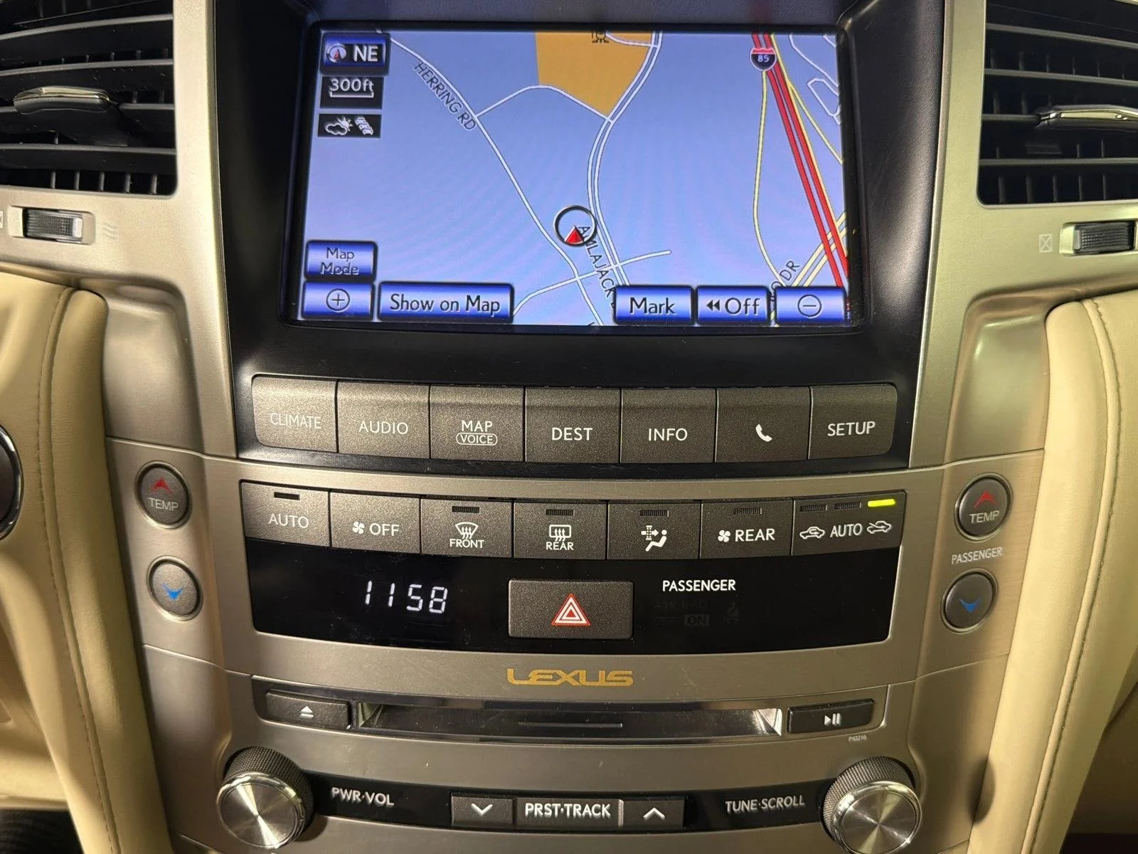 Used 2013 Starfire Pearl Lexus  image 3