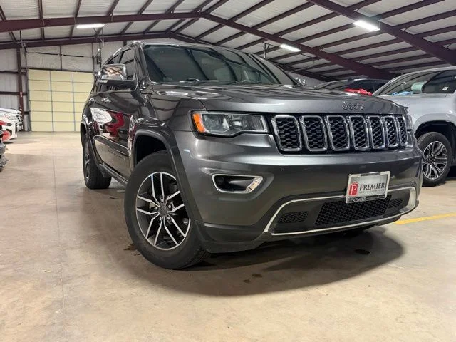 2020 Jeep Grand Cherokee Limited's photo