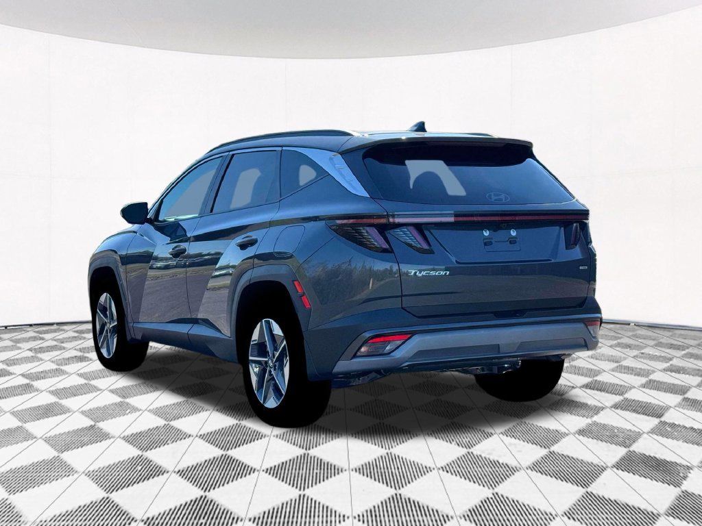 New 2026 Gray Hyundai SEL Premium image 7