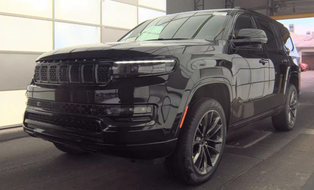 2025 Jeep Grand Wagoneer's photo