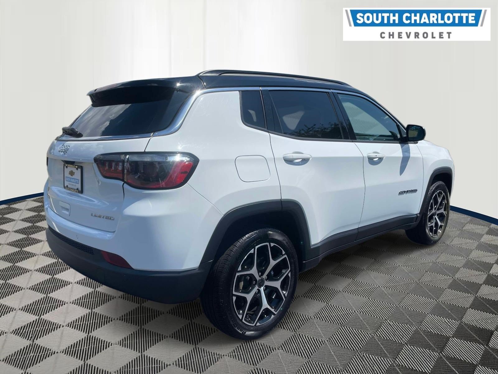 2025 Jeep Compass Limited - Photo 4