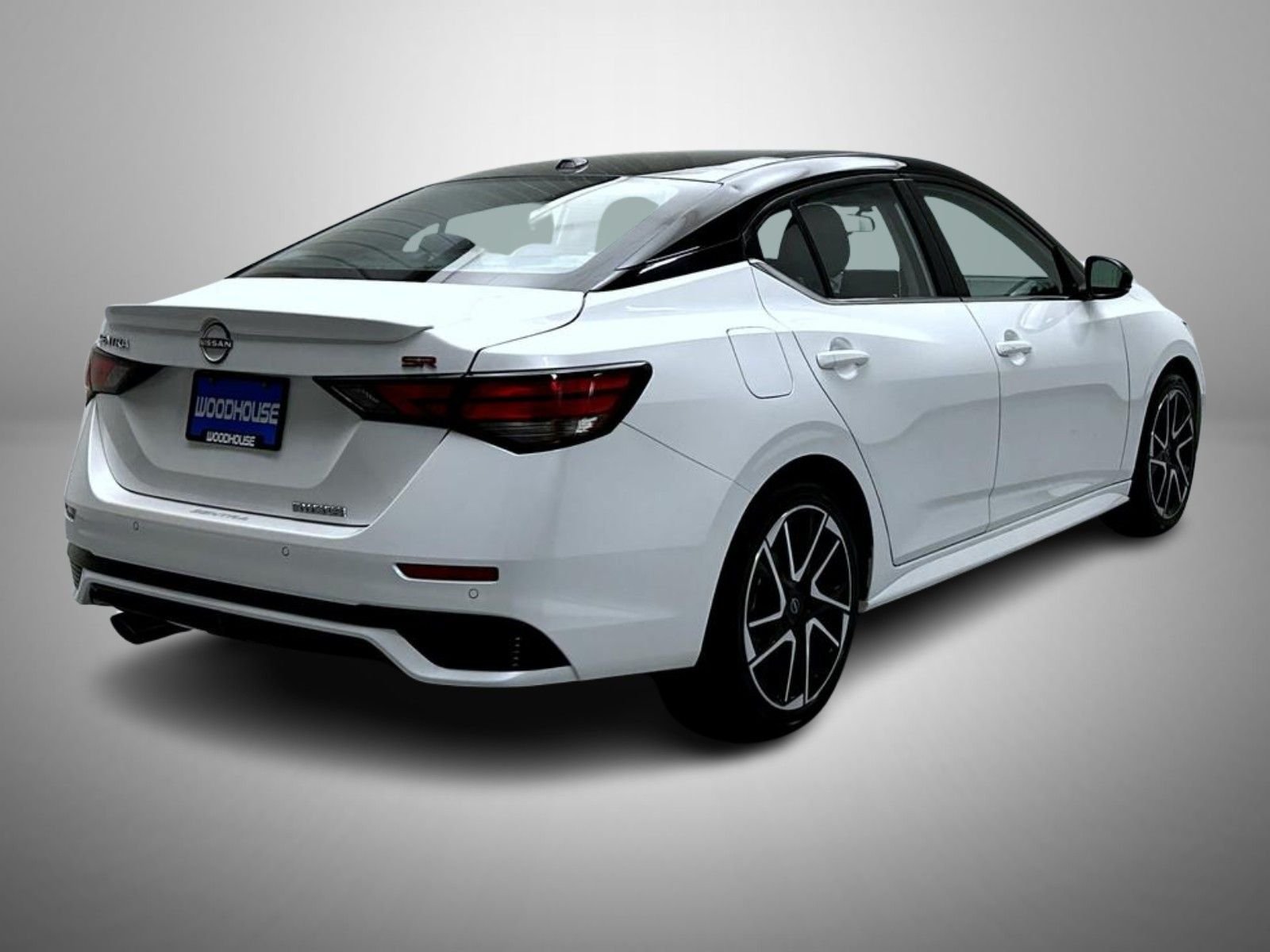 Used 2024 White Nissan SR image 5