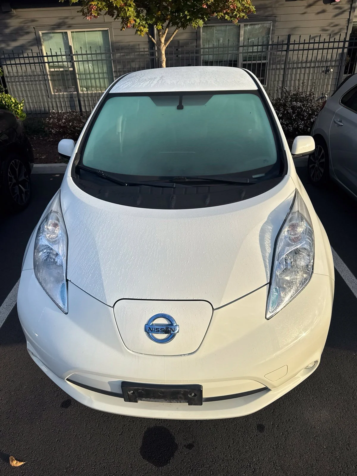 Used 2016 White Nissan SV image 3