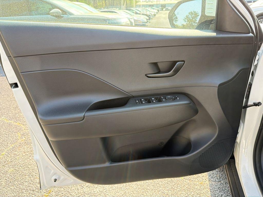 New 2026 White Hyundai SE FWD image 10