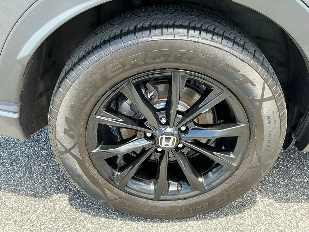 Used 2025 Gray Honda Sport image 17