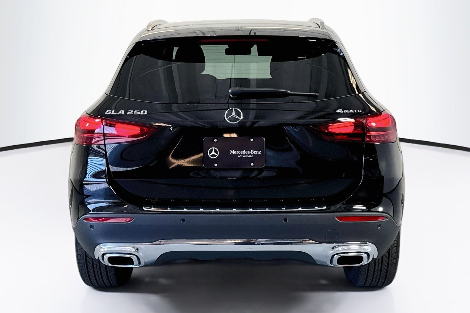 New 2026 Night Black Mercedes-Benz GLA 250 image 6