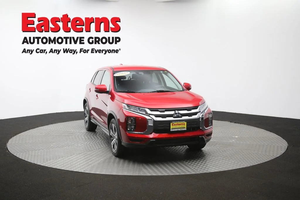Used 2025 Red Mitsubishi 2.0 SE image 51