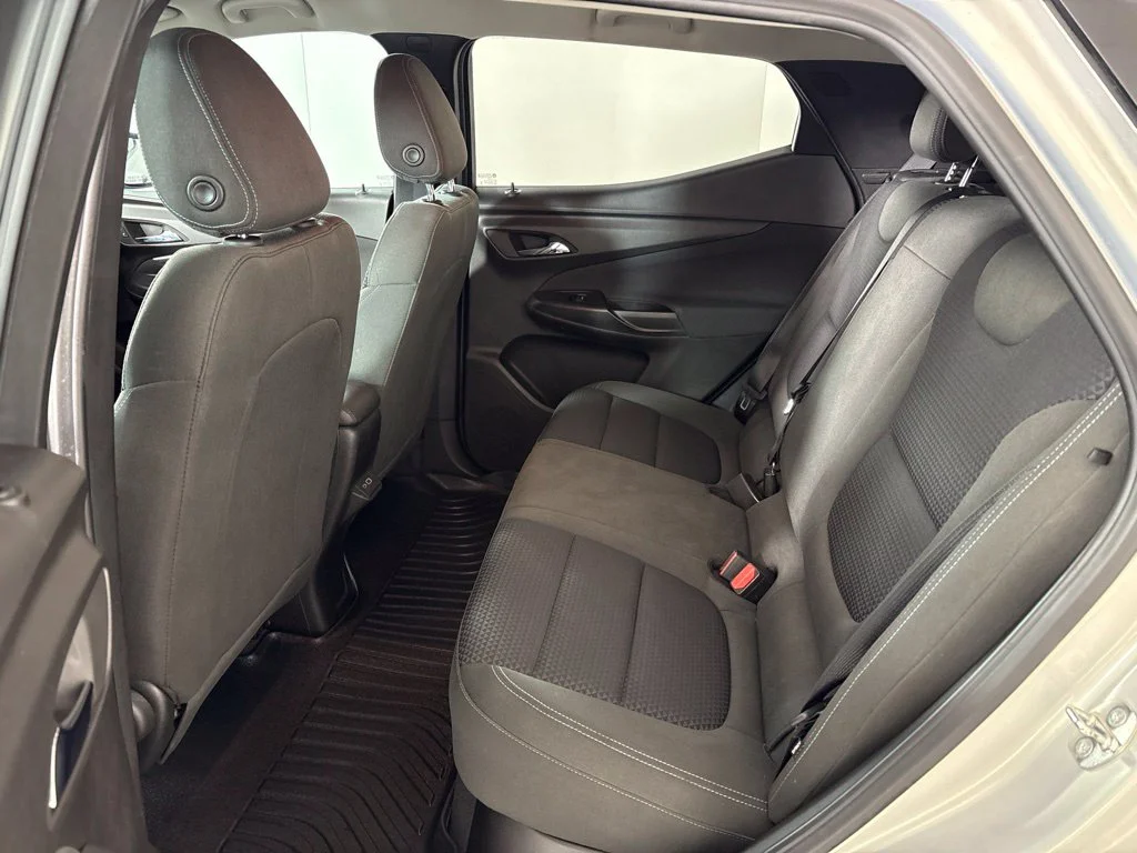 Used 2023 Silver Chevrolet LT image 27