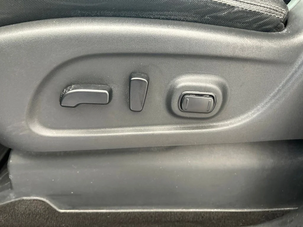 Used 2018 Black Nissan SV image 42