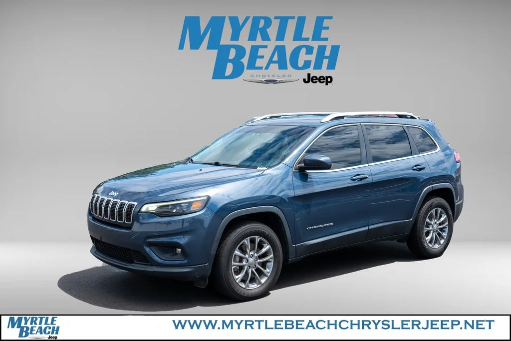 Used 2020 Slate Blue Jeep Latitude Plus image 2