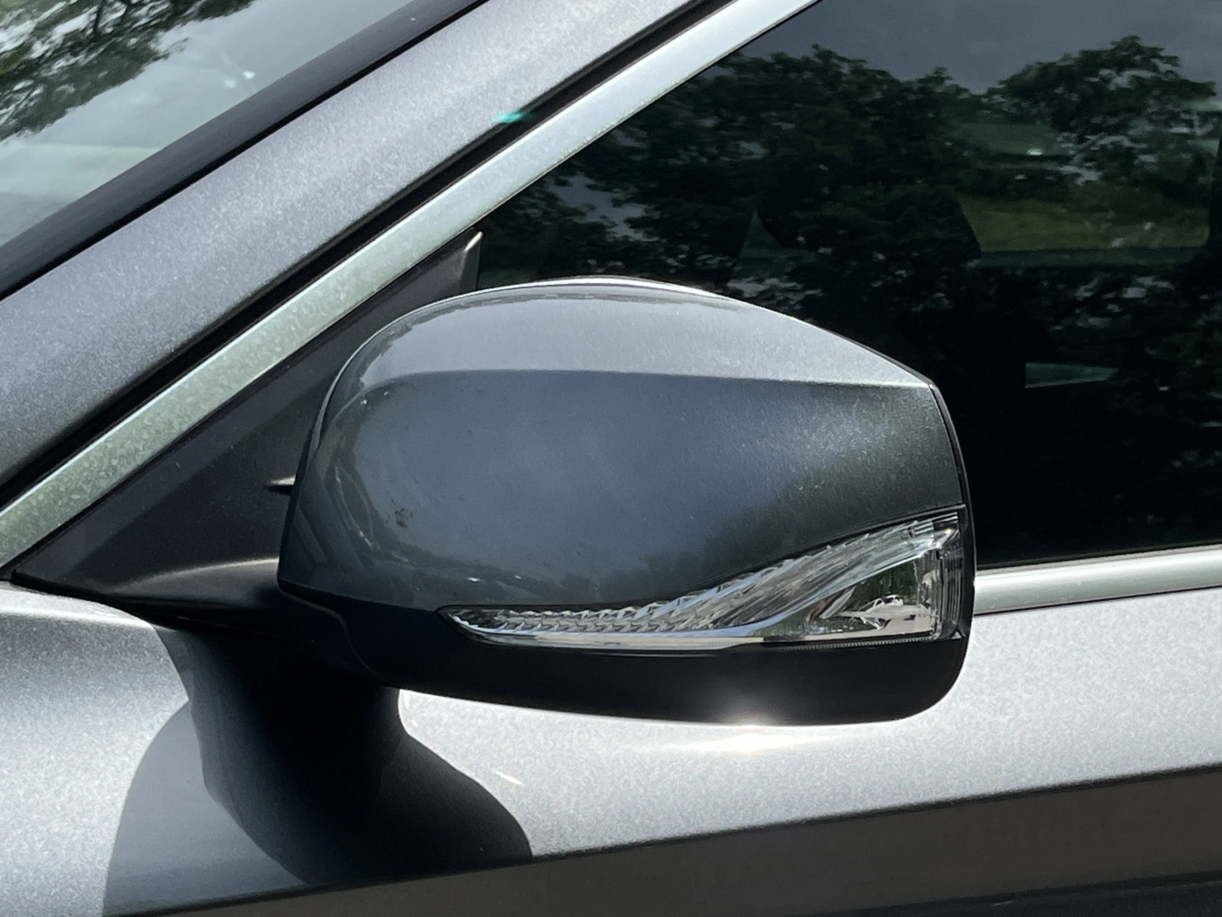 Used 2019 Graphite Shadow INFINITI LUXE image 35