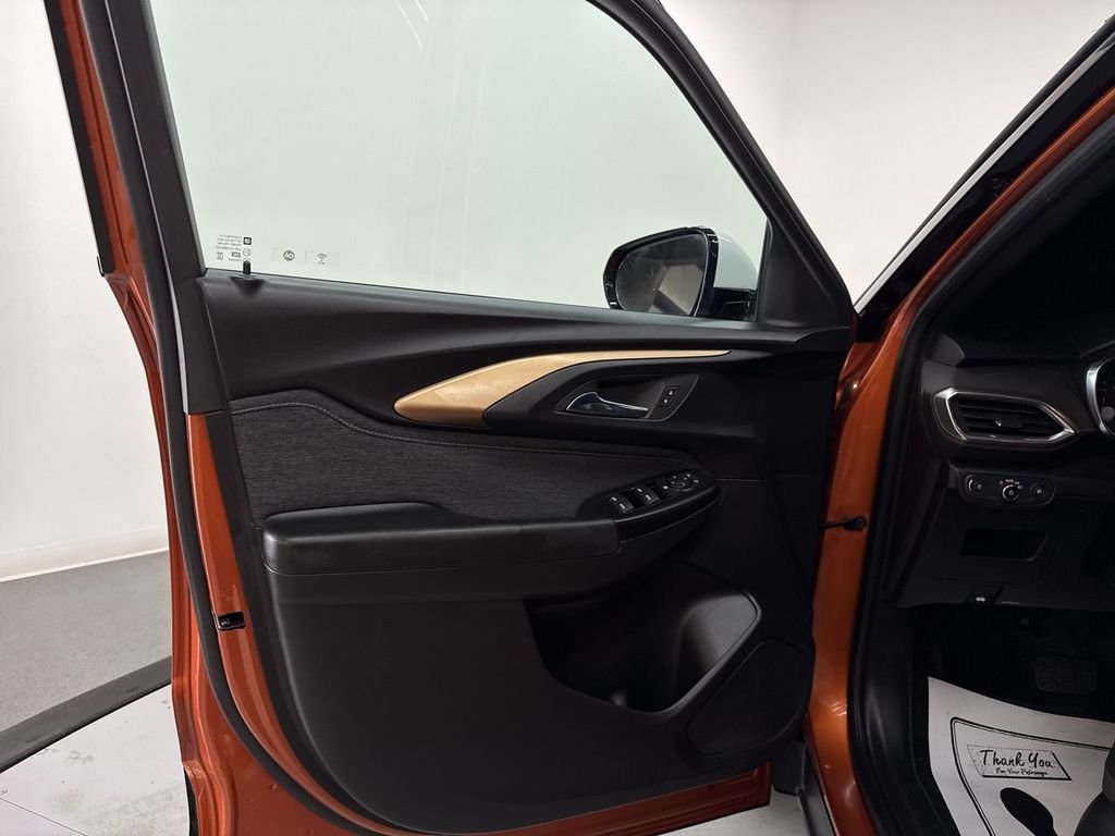 Used 2022 Orange Metallic Chevrolet ACTIV image 14