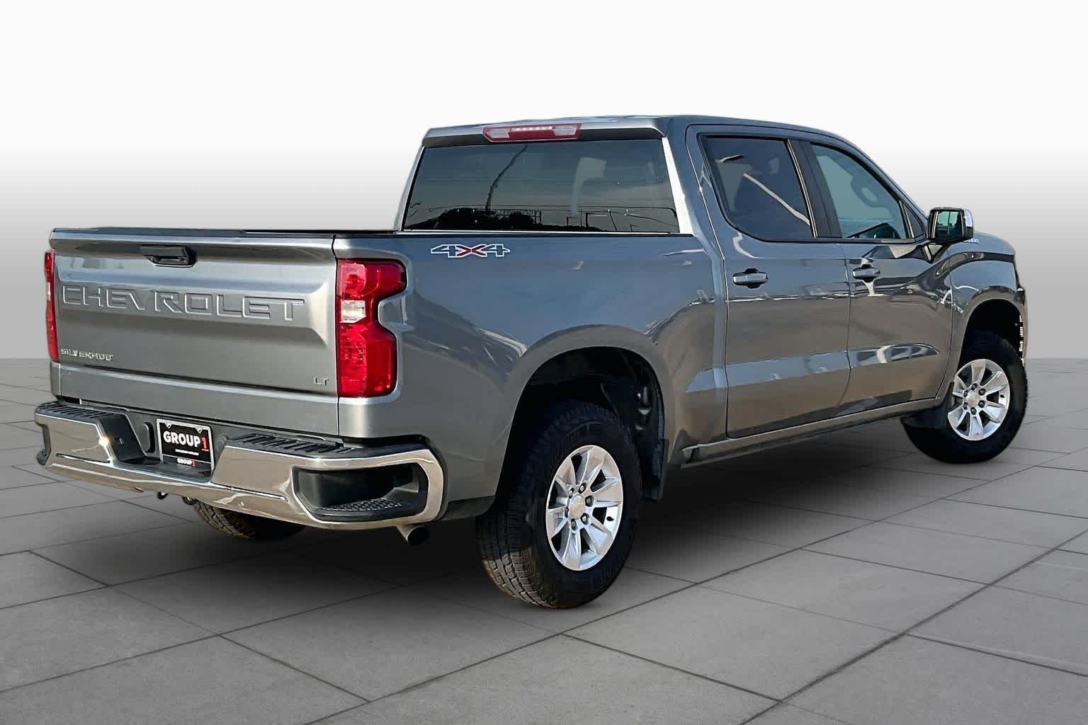 Used 2020 Satin Steel Metallic Chevrolet LT image 13