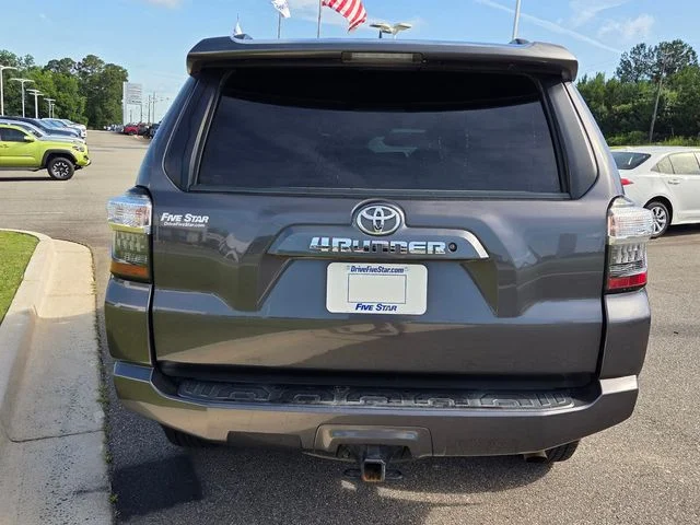 Used 2021 Gray Toyota SR5 image 10