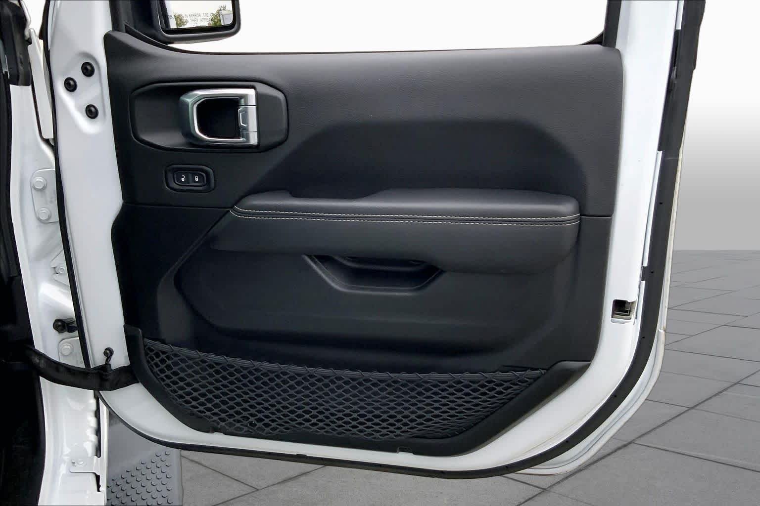 Used 2023 Bright White Clearcoat Jeep Sahara image 19