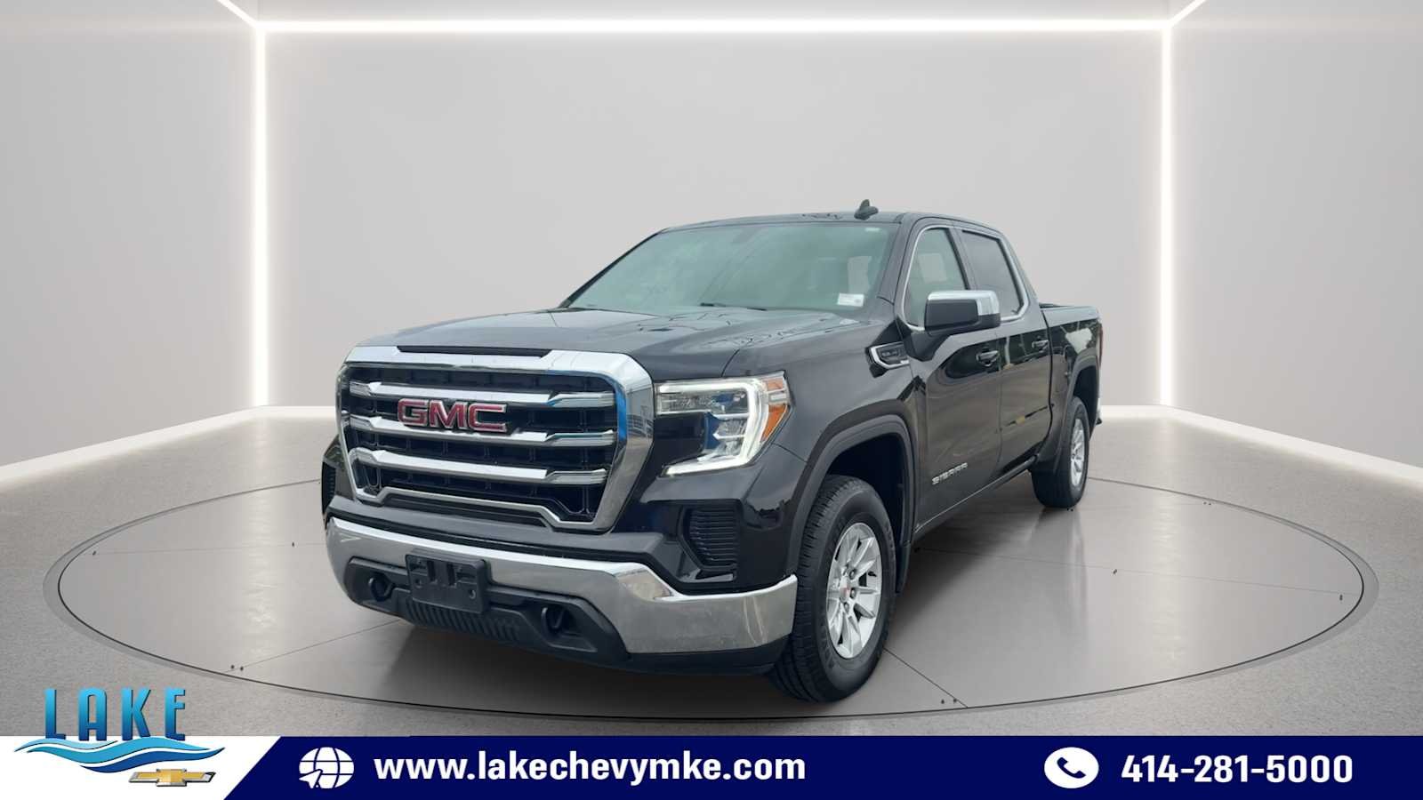 Certified Used 2021 Black GMC SLE image 3
