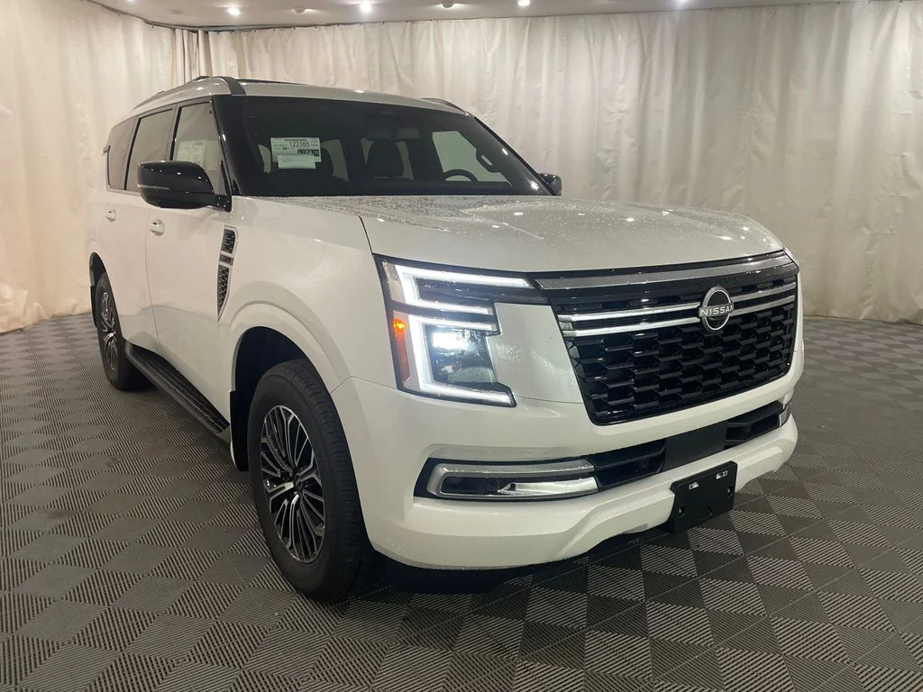 New 2026 Aspen White TriCoat Nissan SL image 3