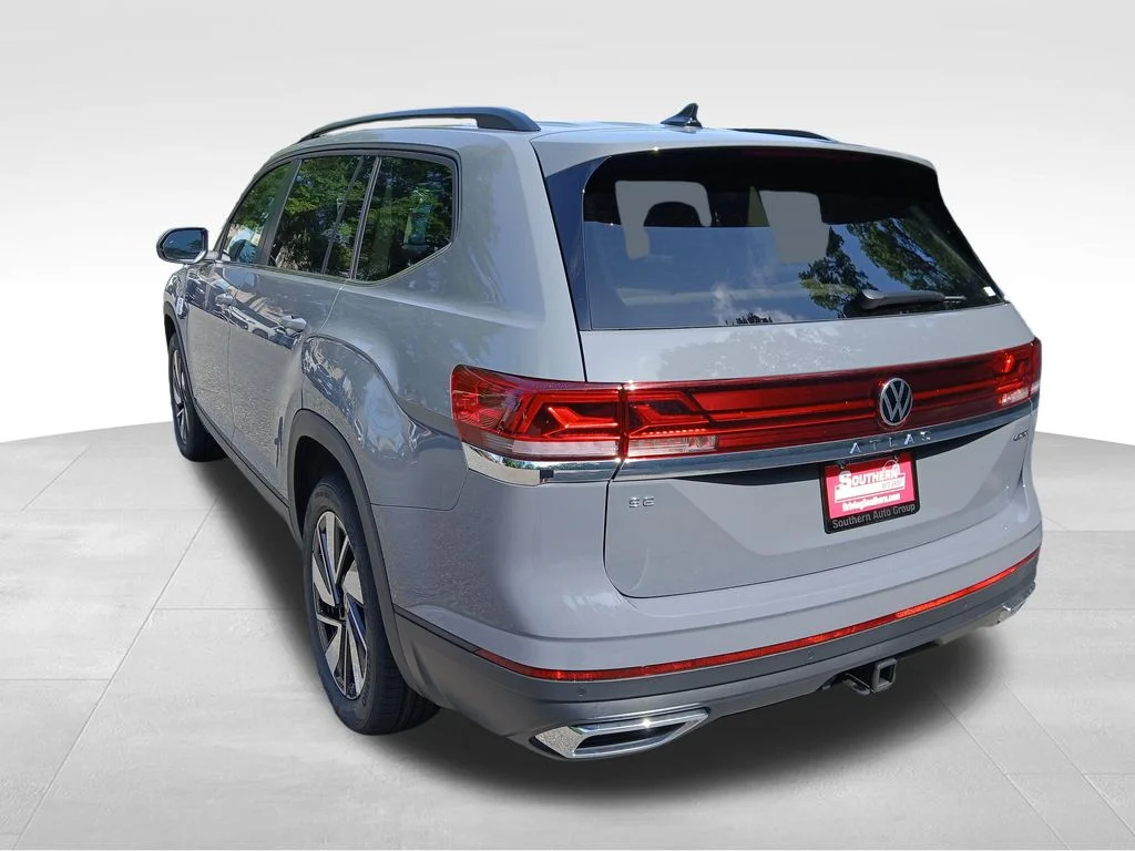 Used 2026 Gray Volkswagen SE w/Technology image 3