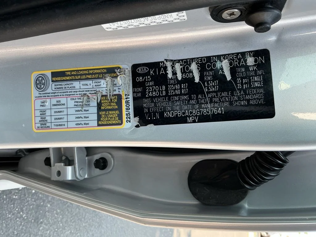 Used 2016 Silver Kia LX image 23