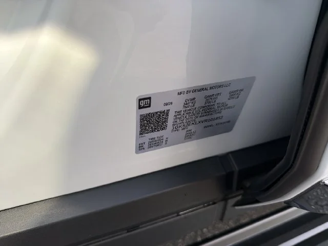 New 2027 Glacier White Tricoat GMC Denali Ultimate image 36