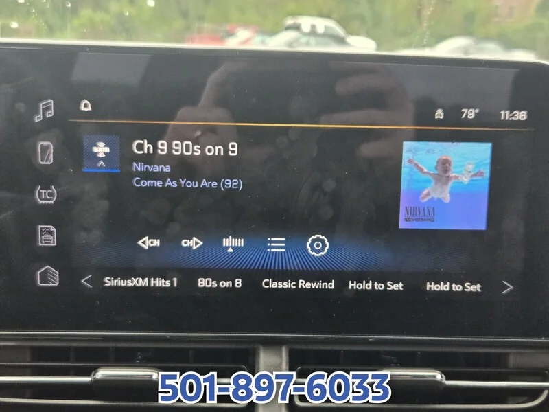 Used 2025 SILVER CHEVROLET FWD 4DR 2RS image 21
