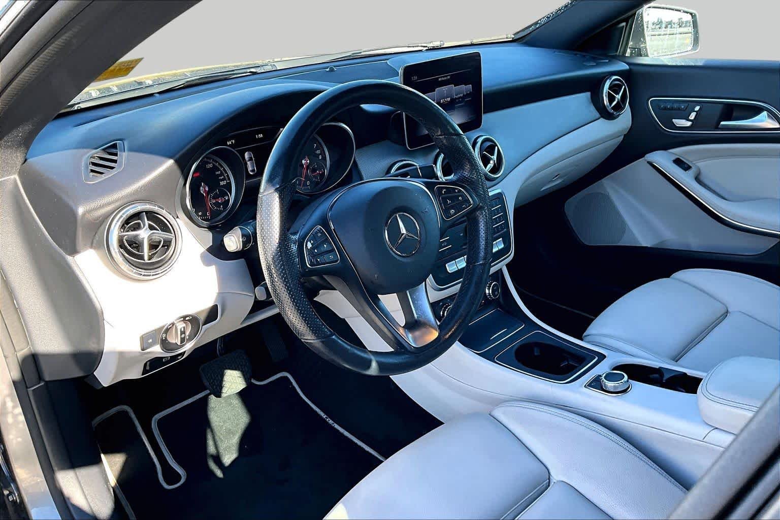 Used 2019 Mountain Grey Metallic Mercedes-Benz CLA 250 image 17