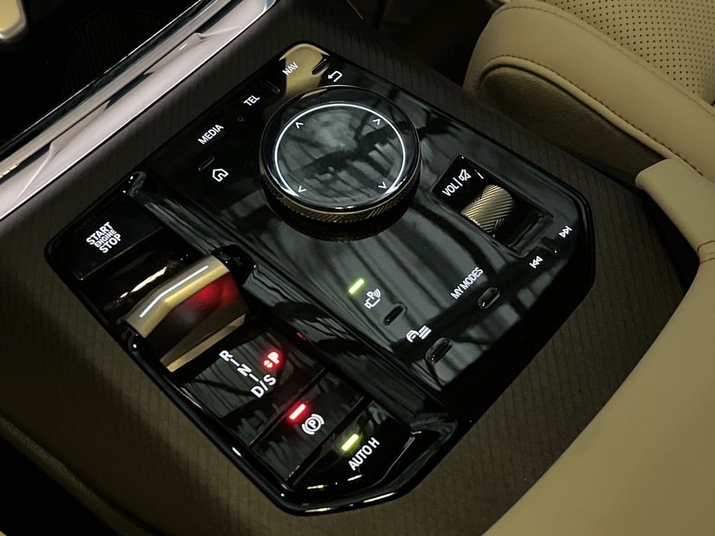 2025 BMW X3 30 - Photo 20