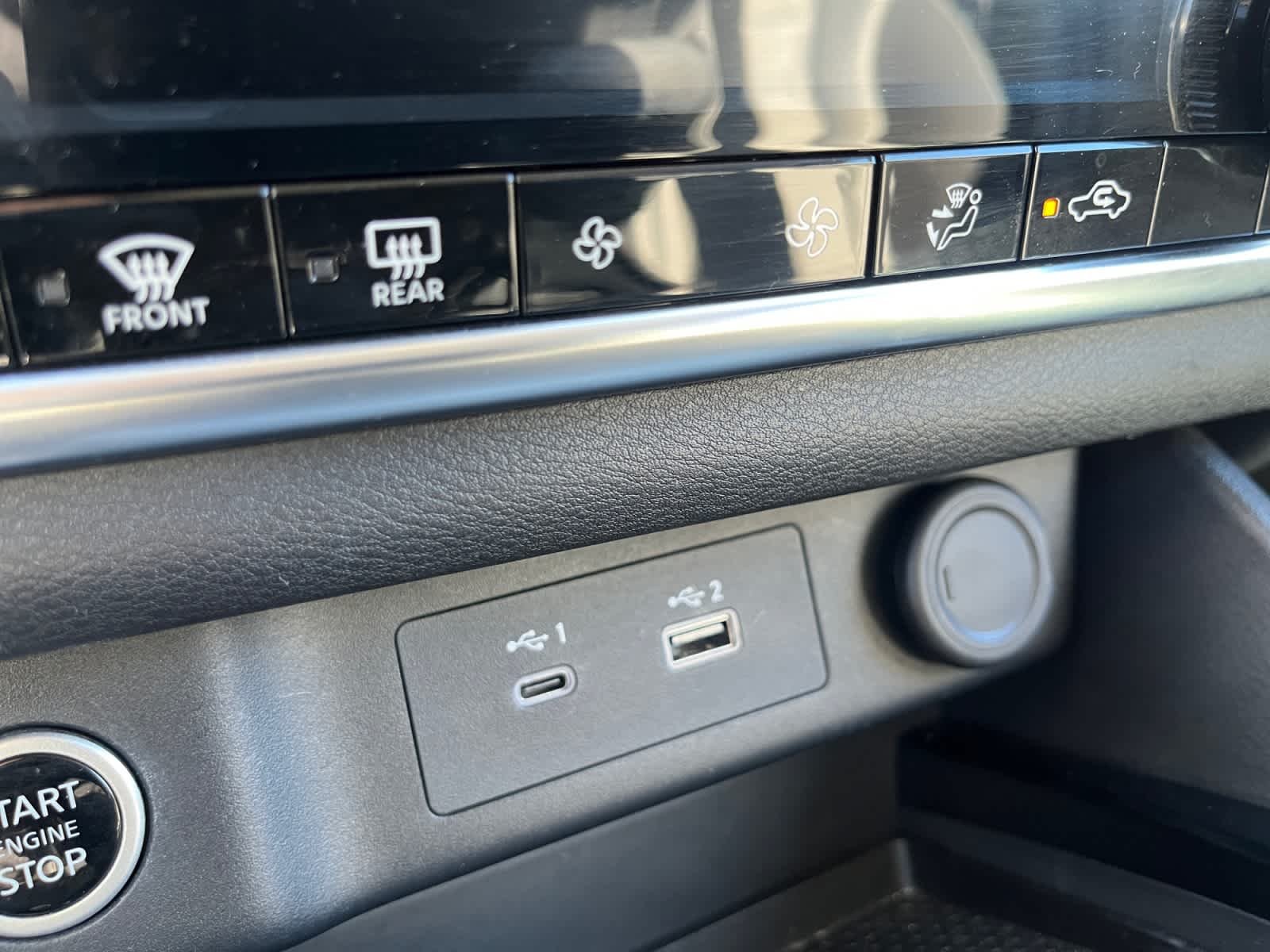 Used 2023 Super Black Nissan SV image 30