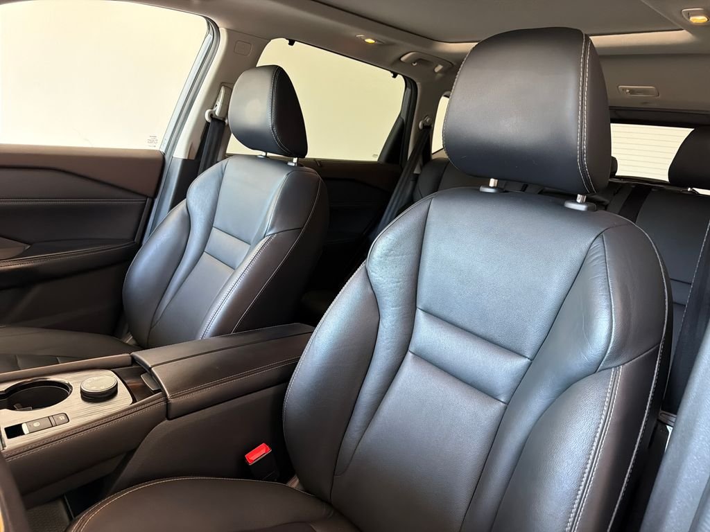 Used 2021 Boulder Gray Nissan SL image 14