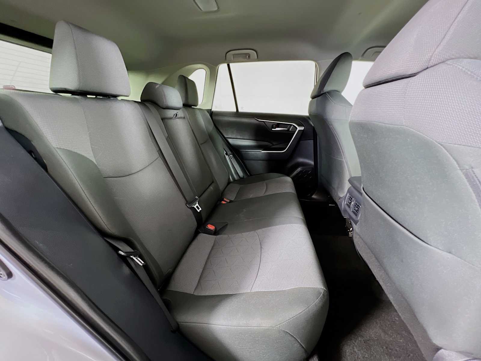 Used 2025 Silver Sky Metallic Toyota XLE image 26