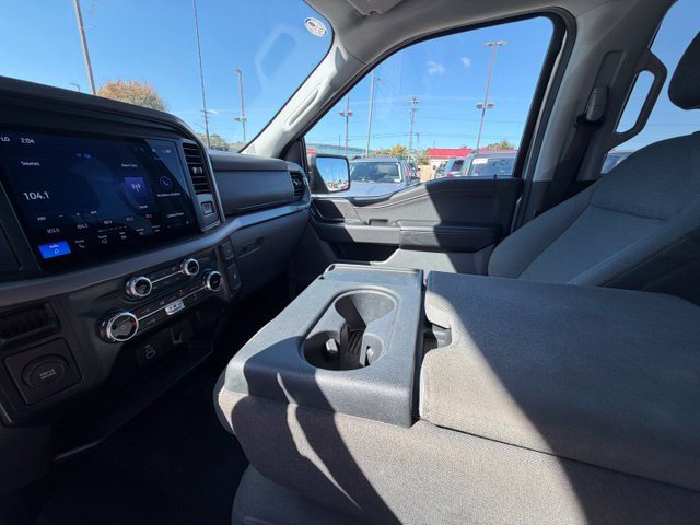 Used 2025 Silver Ford XLT image 16