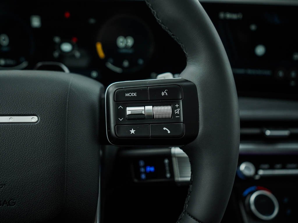 New 2026 Phantom Black Hyundai Limited 7P AWD image 23