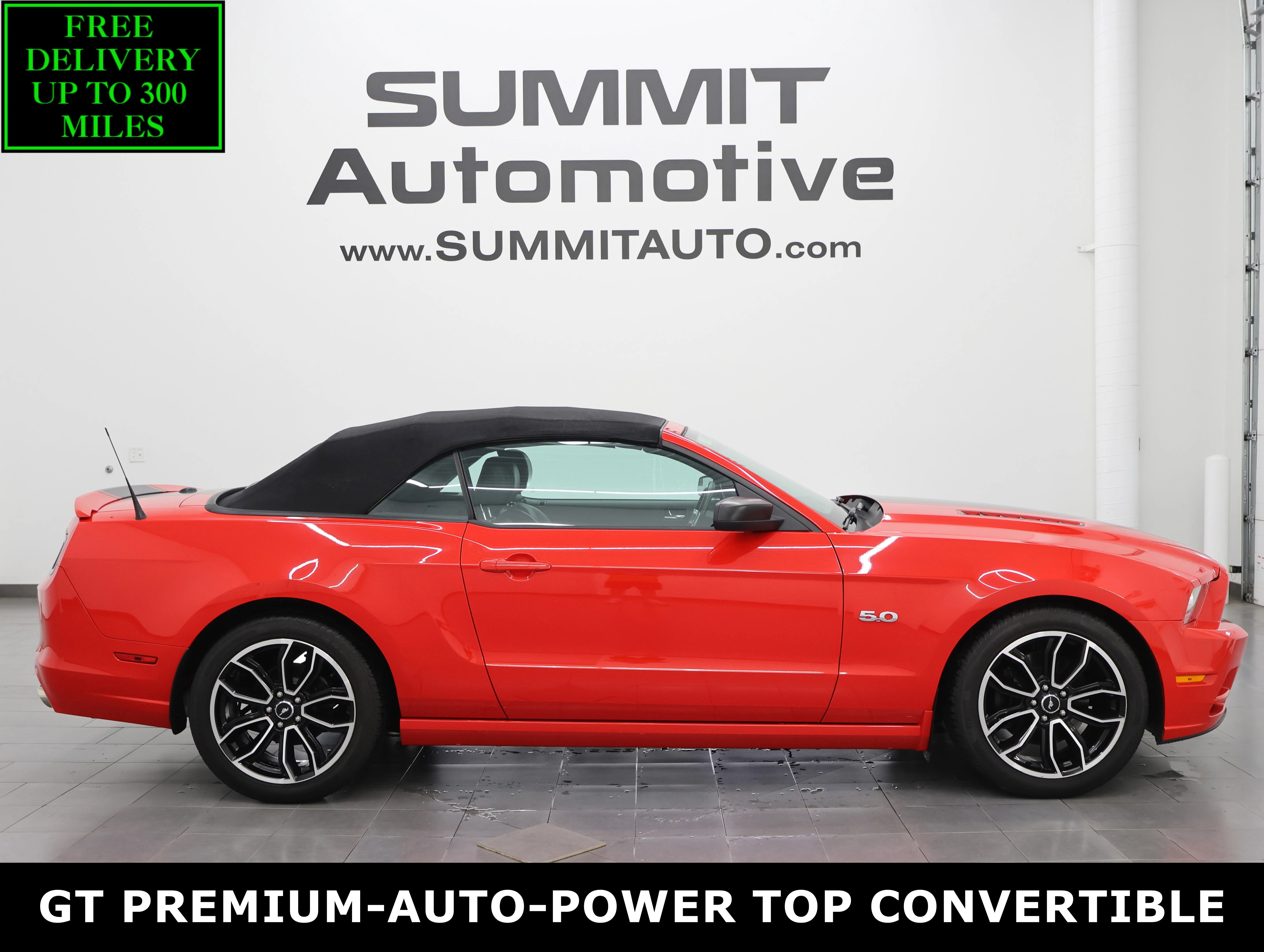 2013 Ford Mustang GT Premium's photo