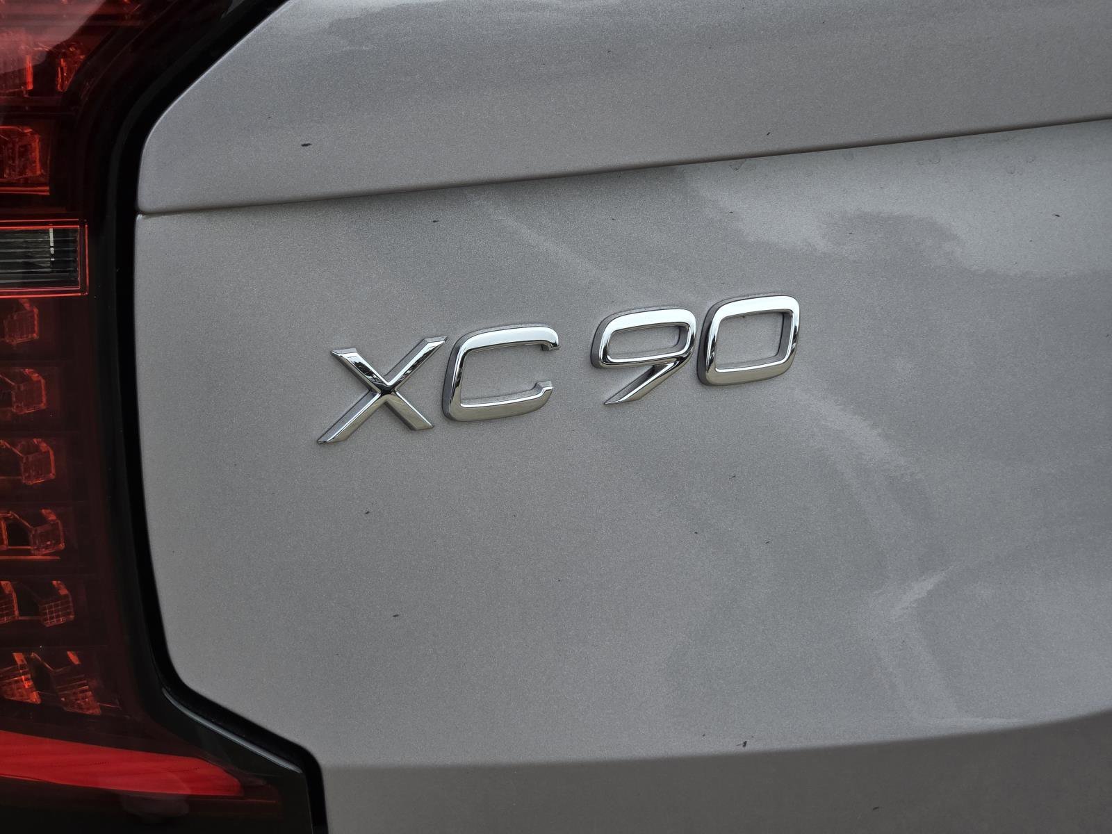 2026 Volvo XC90 Ultra - Photo 8