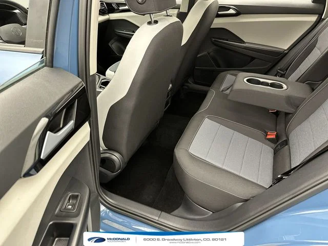 Used 2025 Blue Volkswagen 1.5T S image 21