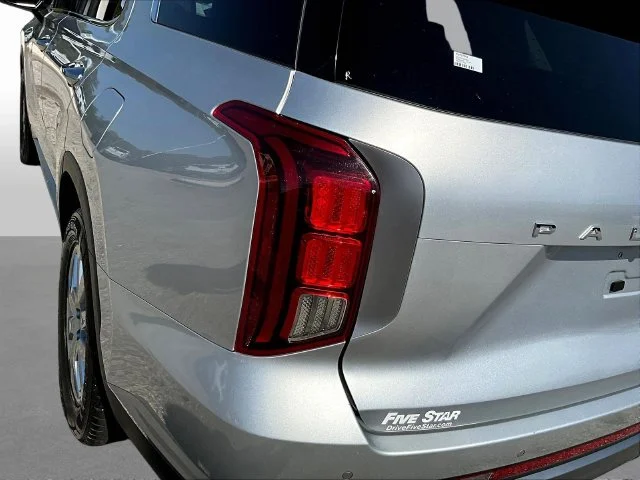 Used 2024 Silver Hyundai SEL image 26