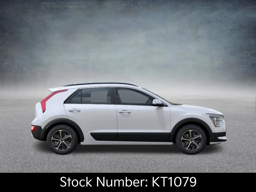 New 2026 Snow White Pearl Kia EX image 7