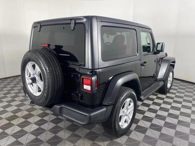 Used 2022 Black Jeep Sport S image 6