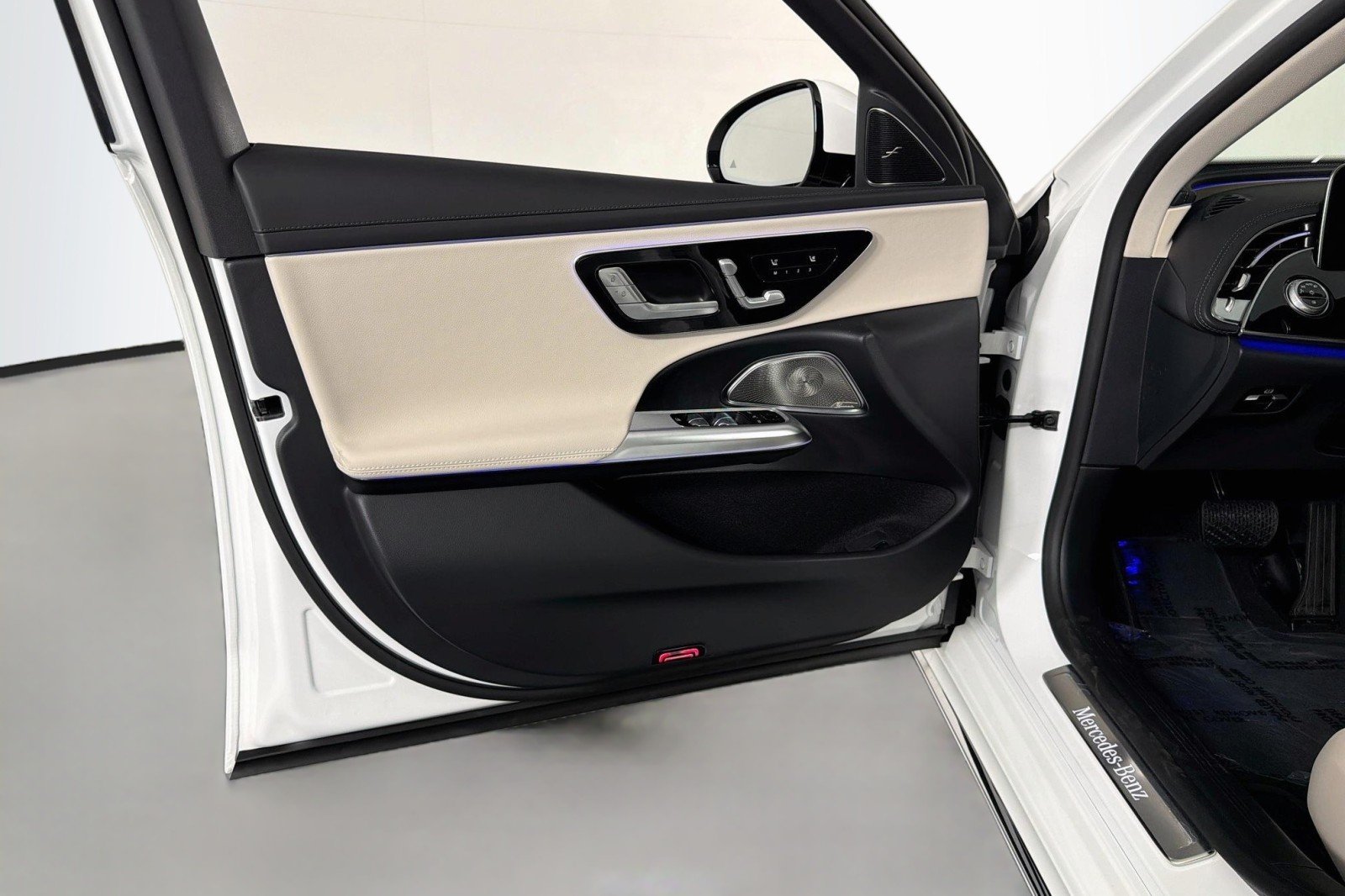 New 2027 Polar White Mercedes-Benz E 350 RWD Sedan image 20