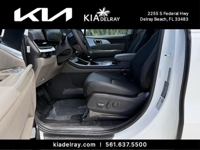 New 2026 Snow White Pearl Kia LXS image 17