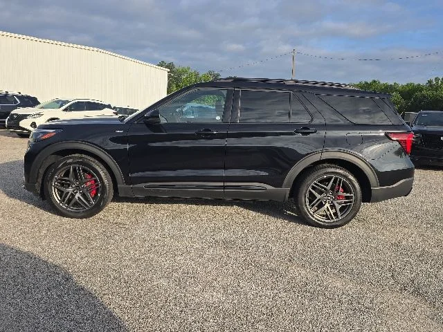 Used 2025 Black Ford ST-Line image 2