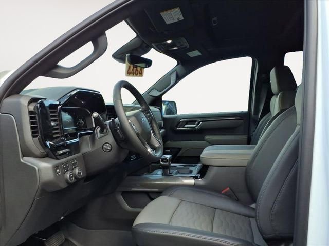 2025 Chevrolet Silverado 1500 ZR2 - Photo 9