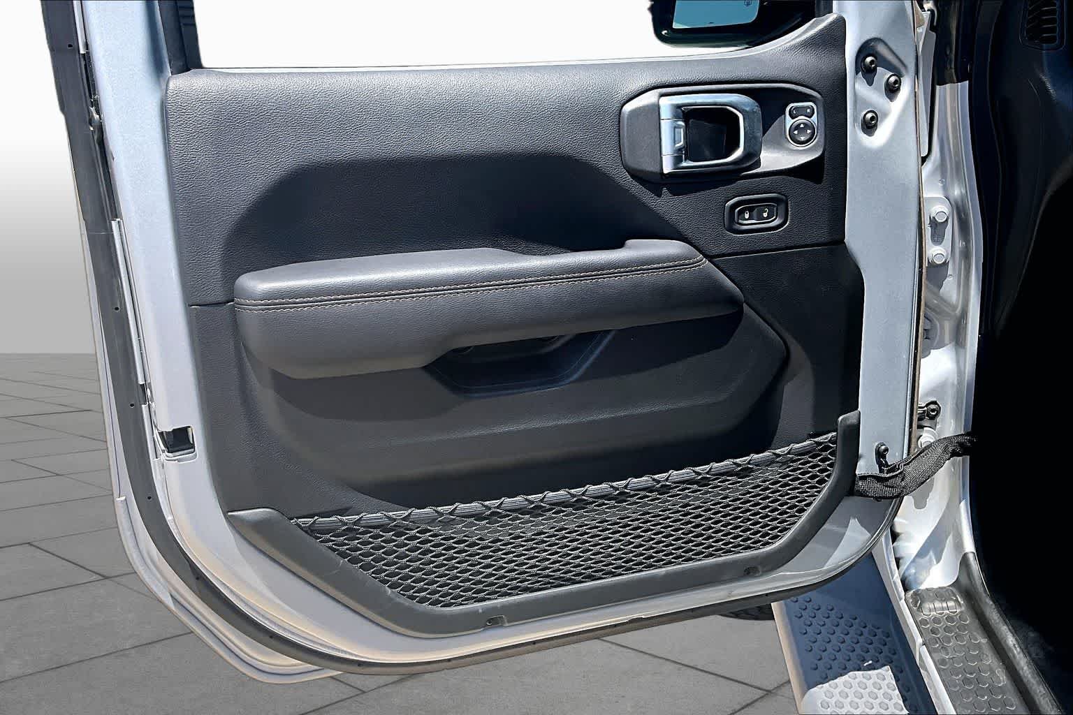 2022 Jeep Wrangler Unlimited Rubicon 392 - Photo 24