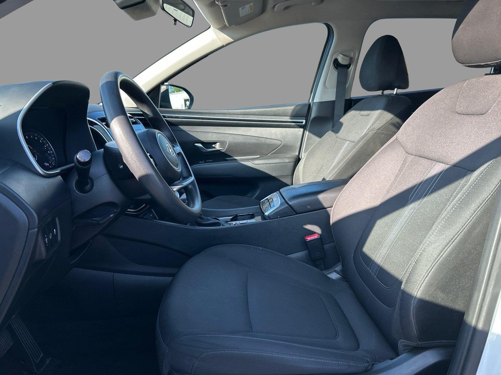 Used 2024 White Pearl Hyundai SEL image 14