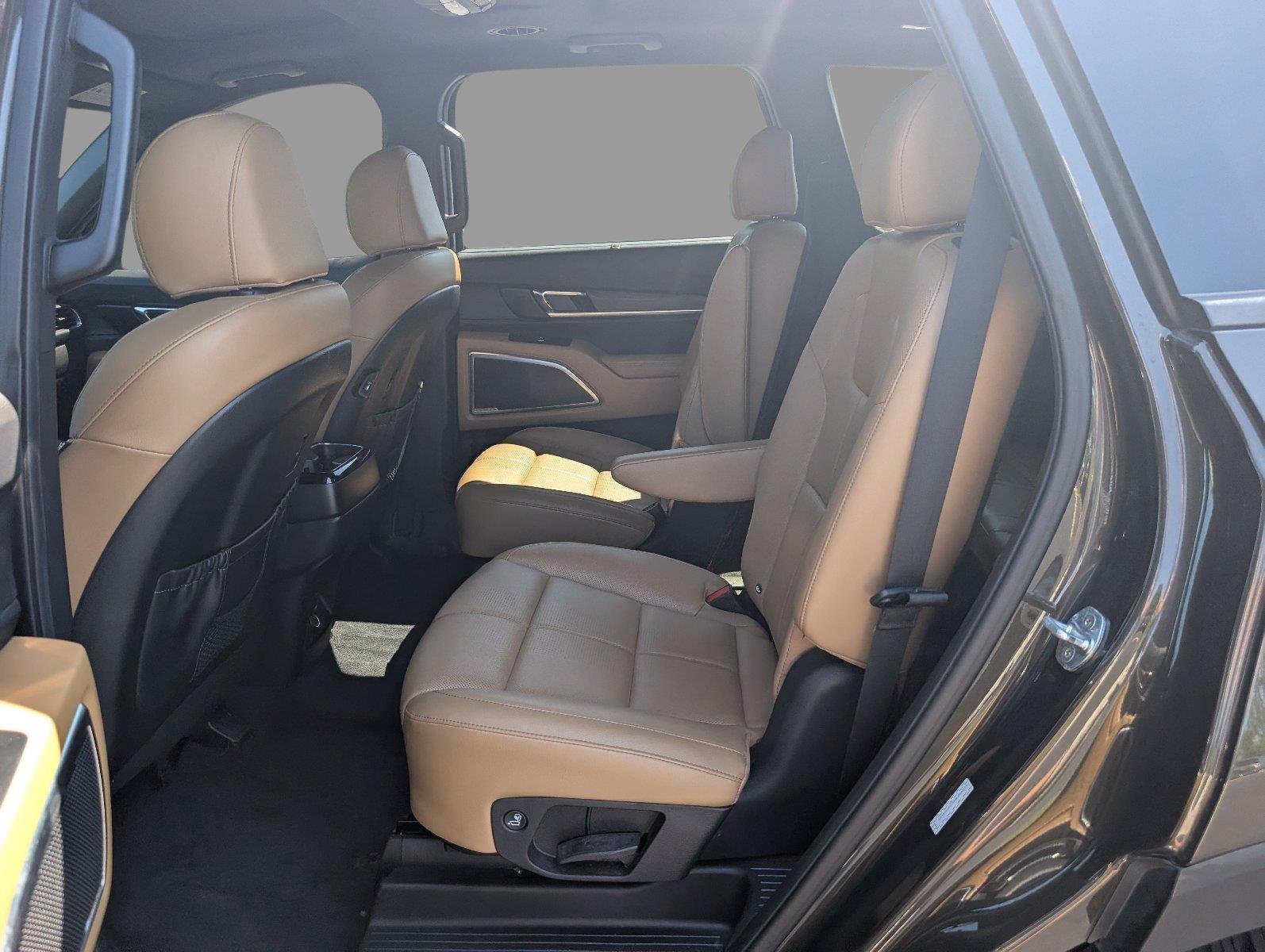 Used 2022 Dark Moss Kia SX image 32