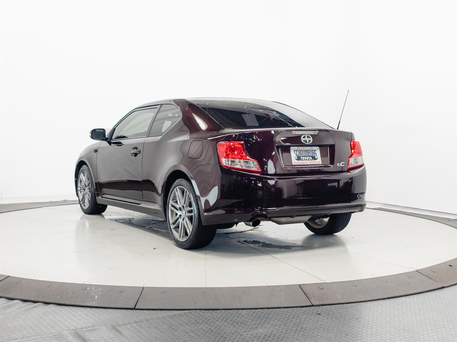 Used 2013 Red Scion Base image 8