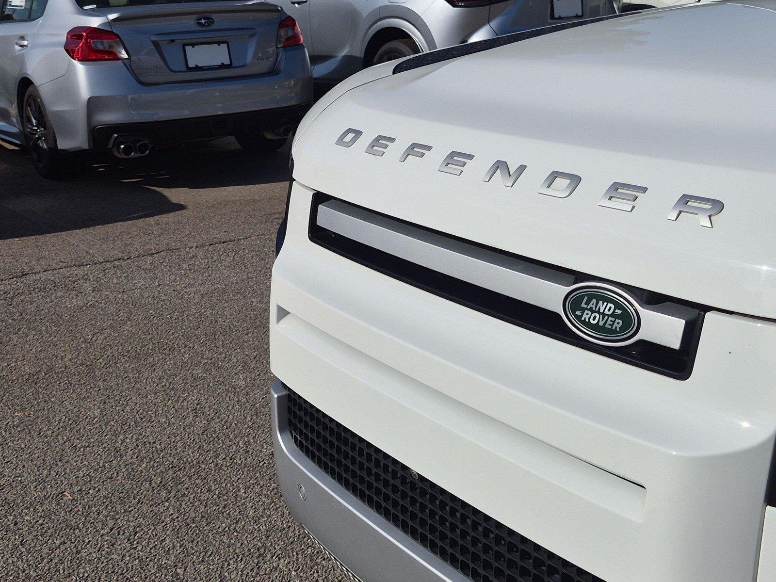 Used 2024 Fuji White Land Rover S image 13
