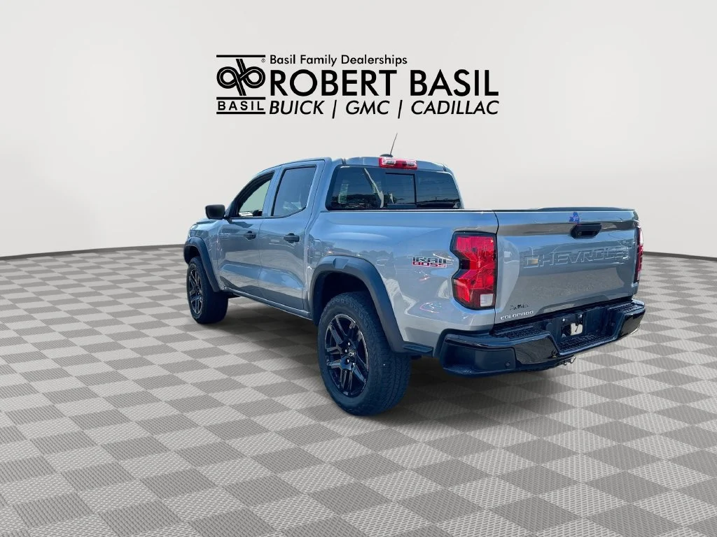 Used 2024 Sterling Gray Metallic Chevrolet Trail Boss image 6