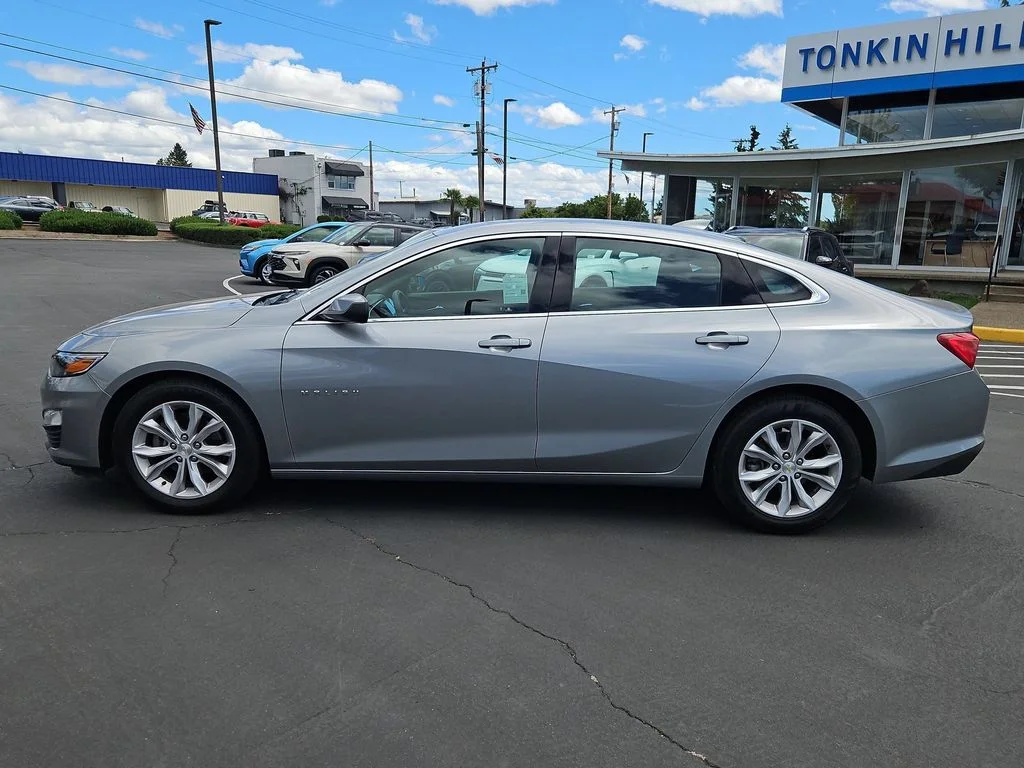 Used 2024 Sterling Gray Metallic Chevrolet LT image 3