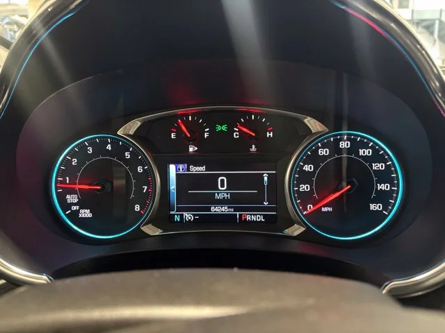 Used 2017 SILVER ICE METALLIC Chevrolet LT image 17